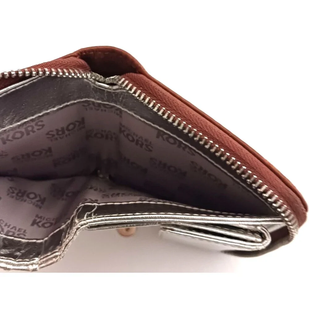Michael Kors Brown Pebbled Leather 4X5 Zip Around Wallet Silver Leather Lining